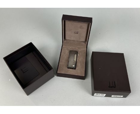 A BOXED DUNHILLROLLEGAS LIGHTER