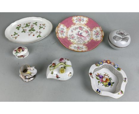 CERAMICS TO INCLUDE A HEREND DISH AND BOX, AND LIMOGES BOX (7)