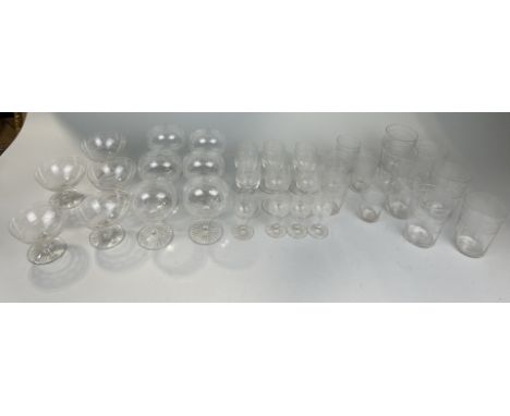 A COLLECTION OF BACCARAT GLASSWARE TO INCLUDE CHAMPAGNE GLASSES, BEAKER, SHERRY GLASSES (QTY)The majority of items marked Bac