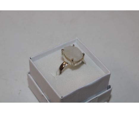 TGGC Sterling silver and moonstone type ring, size R/S