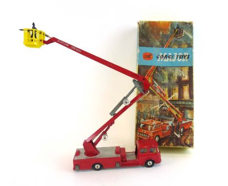 A Corgi Major 1127 Simon Snorkel Fire Engine, boxed