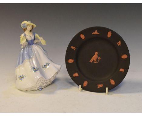 Wedgwood black basalt or jasperware plate with terracotta-coloured jasper dip decoration in the Egyptian taste, 16.5cm diamet