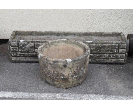 Reconstituted brick-effect garden trough, 91cm wide, together with a circular planter, 35.5cm diameter (2)  