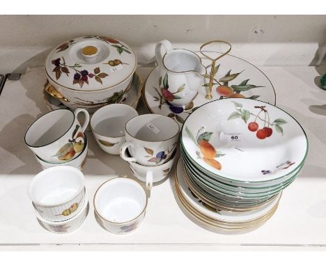 Assembled Royal Worcester 'Evesham' and 'Evesham Vale' pattern part dinner and tea service, comprising a two-handled circular