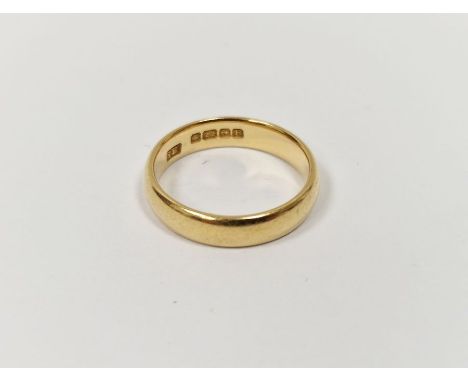 22ct gold wedding band, 4.5g approx.&nbsp;Condition ReportRing size L