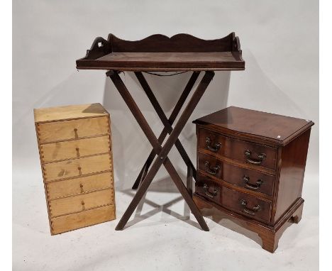 Oak butlers tray and stand, a reproduction serpentine-fronted chest&nbsp;of three drawers, 59cm high and a modern ply chest o