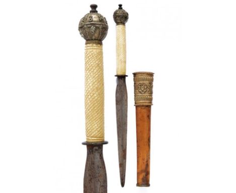 dating: 20th Century provenance: Sumatra, Double-edged blade, lance-type, in fine pamor. Bone grip, checkered, with spherical