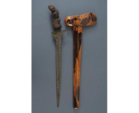 dating: First half of the 20th Century provenance: Bali, Straight, smooth double-edged blade, in pamor, with chiselled and sl