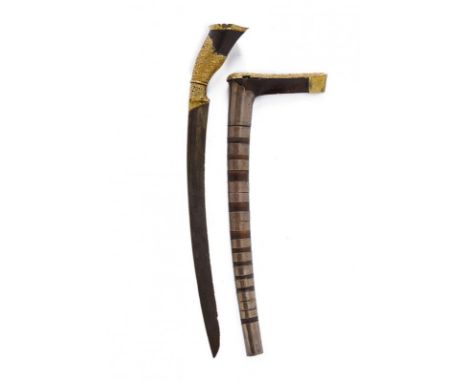 dating: circa 1900 provenance: Sumatra, Curved, single-edged blade in pamor. Horn grip with silver, gilded ring-nut, embossed