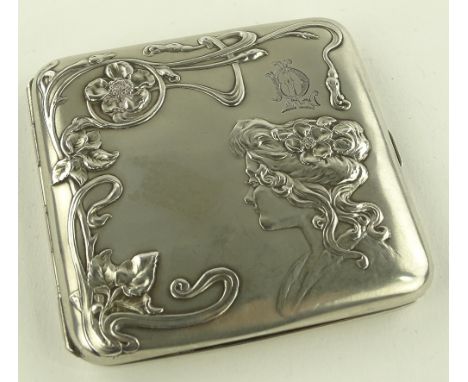 Continental Art Nouveau cigarette case, relief embossed profile portrait of a girl, length 8cm.