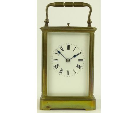 A French brass cased 8-day carriage clock with repeat movement, case height 13cm.
