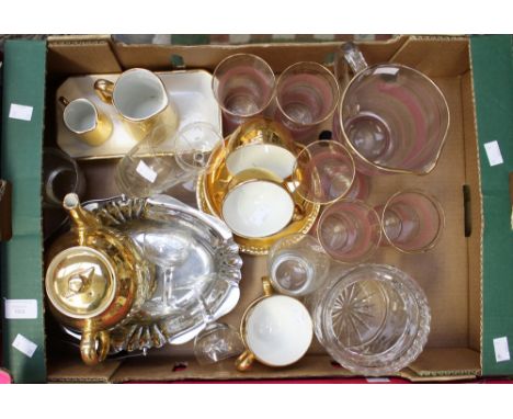 A Royal Worcester porcelain tea service - gilt and serving dishes and jugs, a 1950s lemonade set and other glasses, etc 