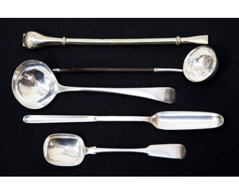 A silver and horn handled brandy spoon, sauce ladle, marrow scoop, etc, total weight approx 5.10 ozt 