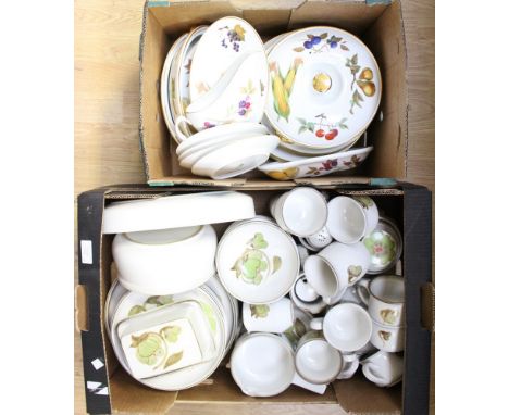 A quantity of Denby dinner and tea wares together with a quantity of Royal Worcester Evesham tableware (2 boxes)