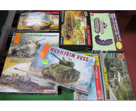 Eight American Basic WWII Plastic Kits, mainly 1:72 scale including Dragon Sherman M4A1, Branco track link set, Waltersons M3