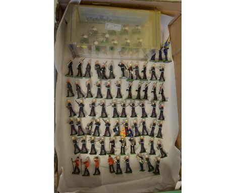 Collection of W. Britain's 1/32 scale Royal Marine bandsmen to include a boxed all metal gloss set (appears to be some discol