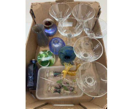 Collection of glassware incl. Babycham Martini glasses, art glass vases, Caithness paperweight, etc.