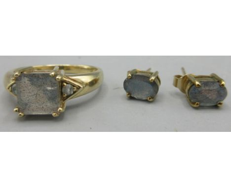 9ct yellow gold ring set with labradorite, size N, and matching stud earring, both stamped 375, 4.46g (3)