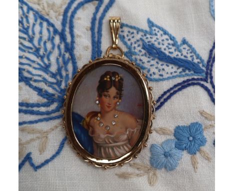 A 9ct gold portrait miniature pendant / brooch, depicting a lady wearing gem set jewellery, approximately 12 grams 