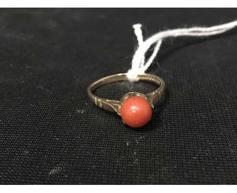 CORAL DRESS RINGmarked 375, size R, 2.4g