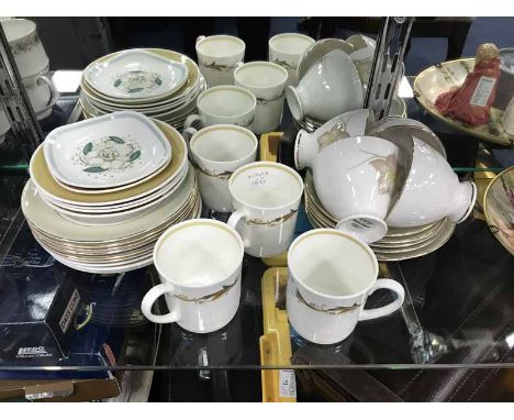 LOT OF WEDGWOOD SUSIE COOPER MIXED CERAMICS