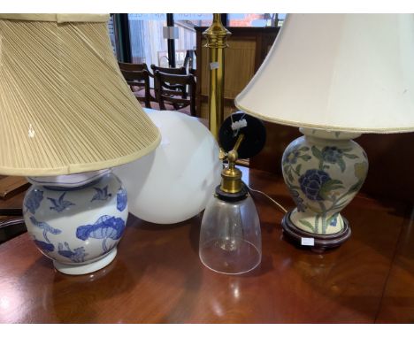 Modern lighting. A Brass style column lamp and four others. (5)