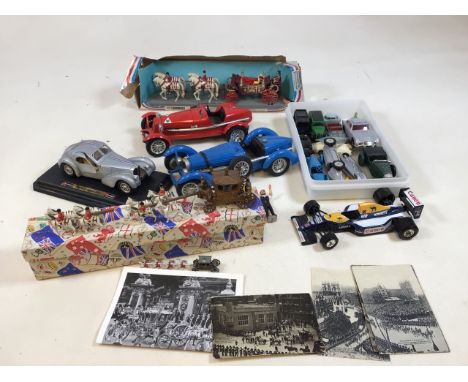 Vintage cast model of coronation coach with smaller version in A/f condition also with quantity of toy cars including Corgi A