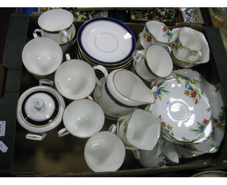 A Standard China Tudor Shape Tea Service, of nineteen pieces, Worcester 'Howard' tableware of twenty five pieces.