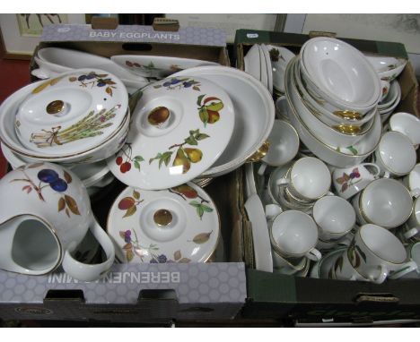 Worcester Evesham. Evesham Vale, Wild Harvest, tea-dinner service- Two Boxes. 