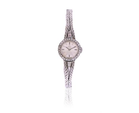 
	
		Y&nbsp;OMEGA 
		A LADY'S COCKTAIL WATCH
		Movement: Cal. 483, manual wind, 17 jewels
		Case: White metal case, diamond s