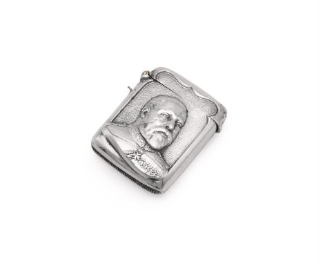 
	
		AN EDWARDIAN SILVER VESTA CASE
		JONES &amp; CROMPTON, BIRMINGHAM 1901
		Chased with a portrait of George VII
		26g (0.8