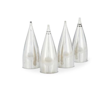 
	
		λ&nbsp;A SET OF FOUR SILVER SALT AND PEPPER SHAKERS
		GERALD BENNEY, LONDON 1958
		With cork stoppers
		9.5cm (3 3/4in) 