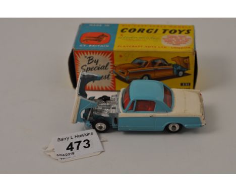 CORGI TOYS MODEL 231 TRIUMPH HERALD COUPE CREAM AND BLUE WITH ORIGINAL BOX