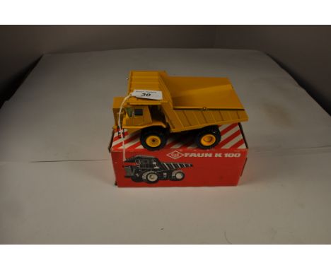 GAMA O&amp;K FAUN K 100 TIPPER TRUCK WITH BOX