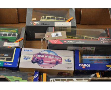 TRAY OF 8 ASSORTED CORGI BUSES AND COACHES ALL BOXED