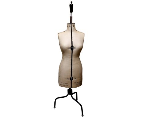 Chil-Daw vintage dressmakers dummy size 32-39.    