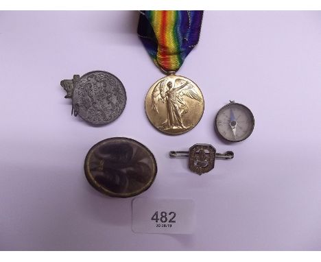 A group of collectables including WWI medal to SPR GW Byalis CE No. 500009, a silver scout badge, miniature compass, Victoria