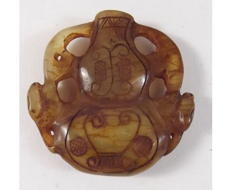 A Chinese carved 'Jade' scent bottle