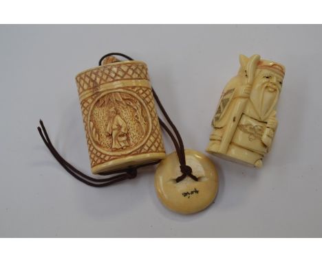 A Japanese Bone Inro and button Netsuke, it depicts an Oriental gentleman on both sides of the Inro and two birds on the Nets