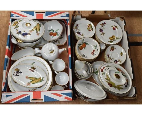 Royal Worcester Evesham gold dinner service (six settings of each) and casserole dishes