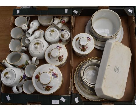 Two boxes of Royal Worcester Evesham dinner wares