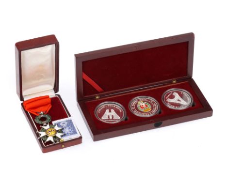 French -Legion d'honneur Medal In the original presentation box with ribbon, enamel in good condition, together with a presen