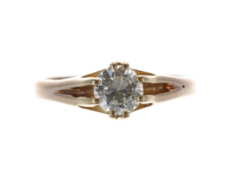 Good quality 18ct yellow gold claw-set diamond ring, round brilliant-cut, 0.65ct approx, clarity VS2-SI, colour K/L, 3.1gm, 7