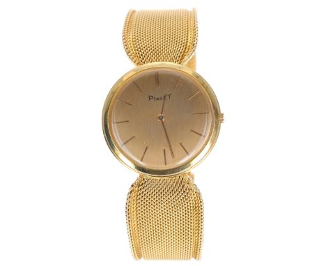 Piaget 18ct dress wristwatch, circular champagne dial with applied baton markers, signed cal. 9P 18 jewel movement, no. 86053