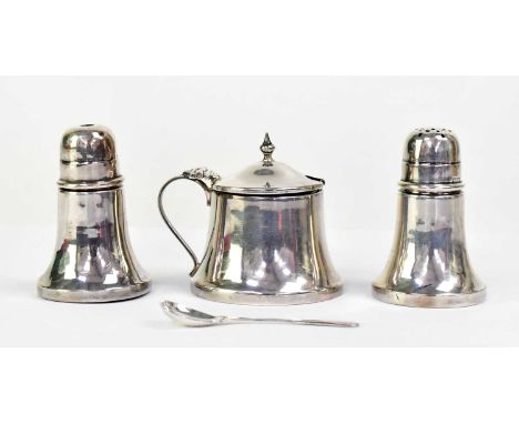 AARON LUFKIN DENNISON; a George V hallmarked silver three-piece cruet set in original fitted case, comprising salt, pepper, l