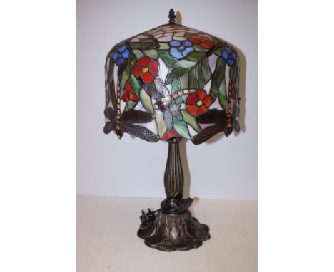 Large tiffany style table lamp with metal base 
