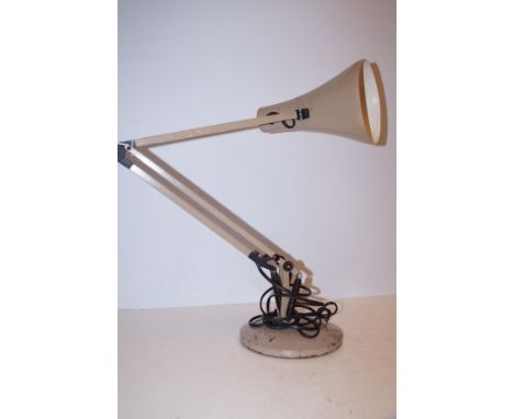 Vintage angle poise lamp. Total height 90 cm