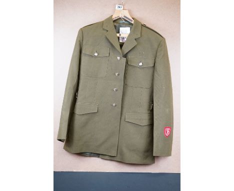 A British Army No.2 Dress Jacket With Royal Artillery Regimental Buttons. 