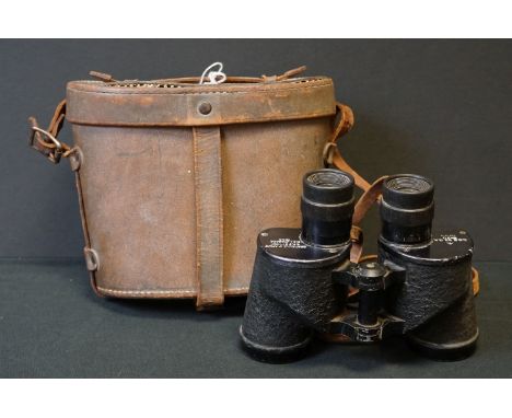 A Pair Of World War Two / WW2 Canadian / Canada Military Issued Binoculars, Marked C.G.B. 53 G.A. 6x30 44519-C Graticule 1/2"