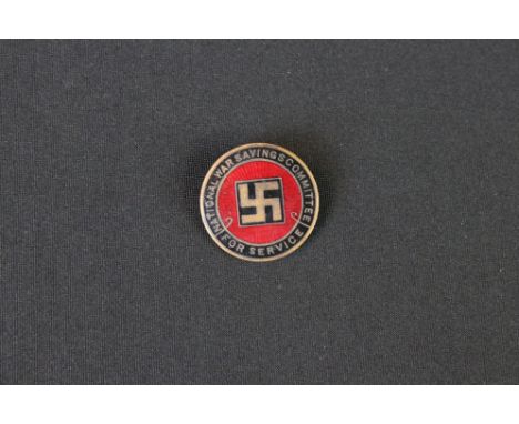 A British World War One National War Savings Committee Service Badge With Enamel Decoration. 